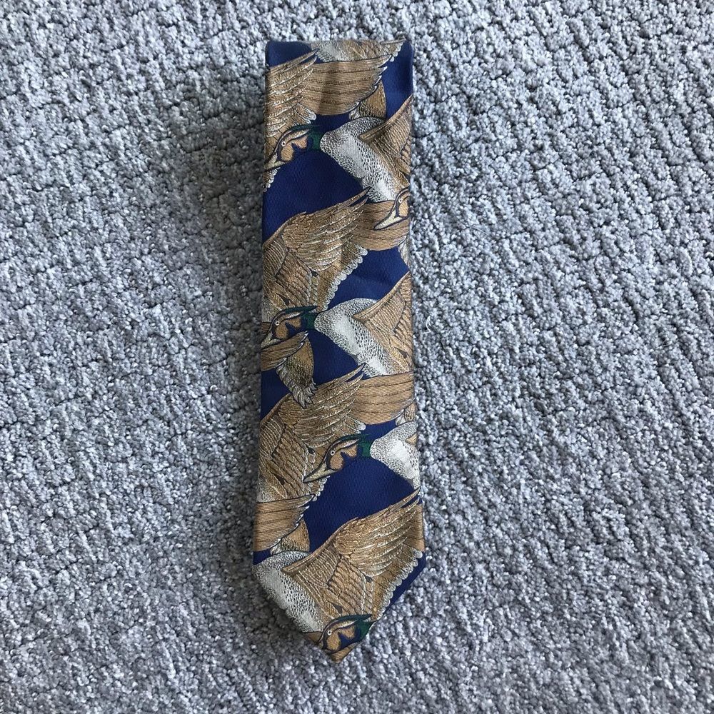 MENS 56” long 4” wide Tie